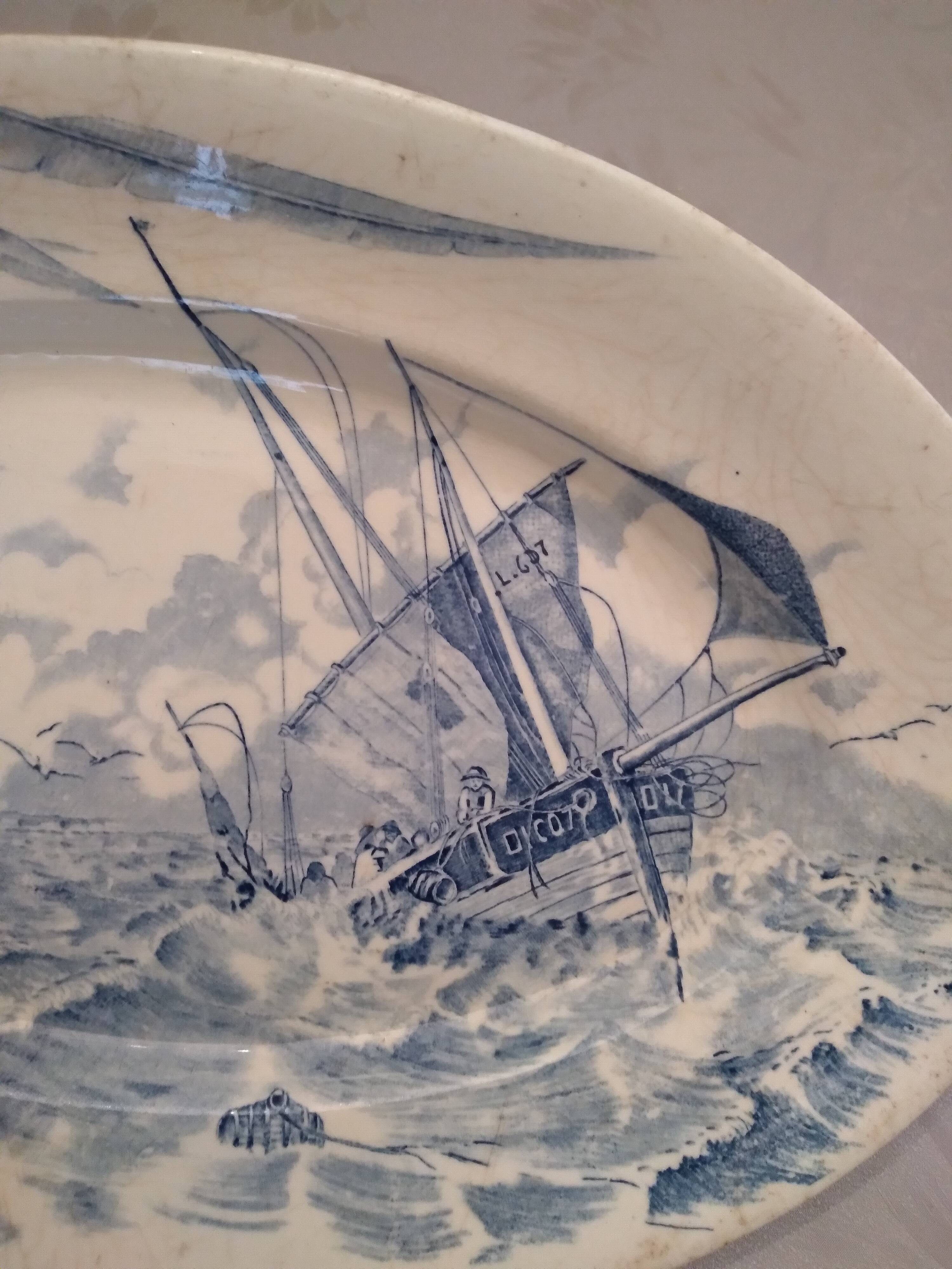 Faience dish of clairefontaine decor marine