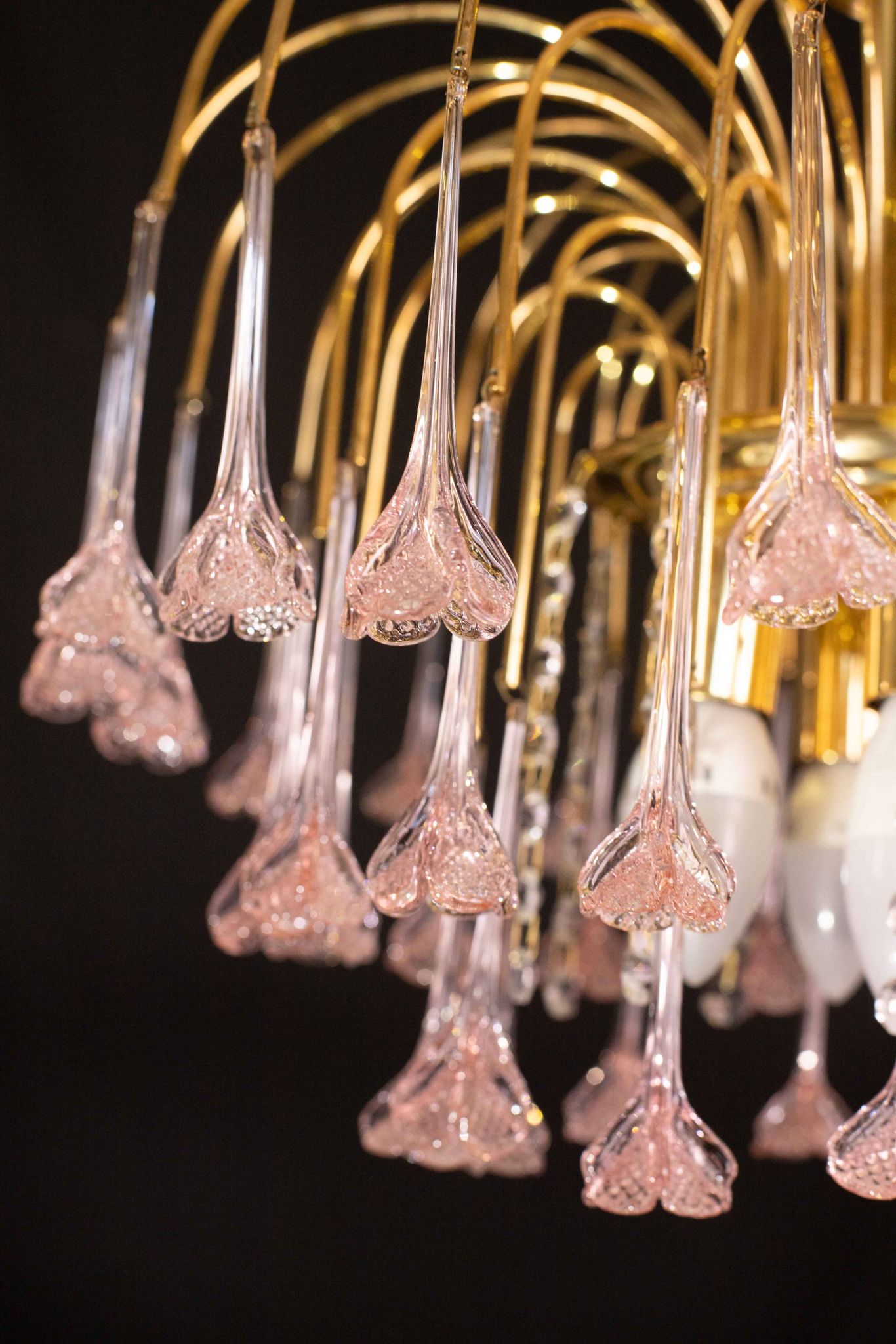Meryl Streep, Pink Murano pendant Flowers Chandelier, 1970s
