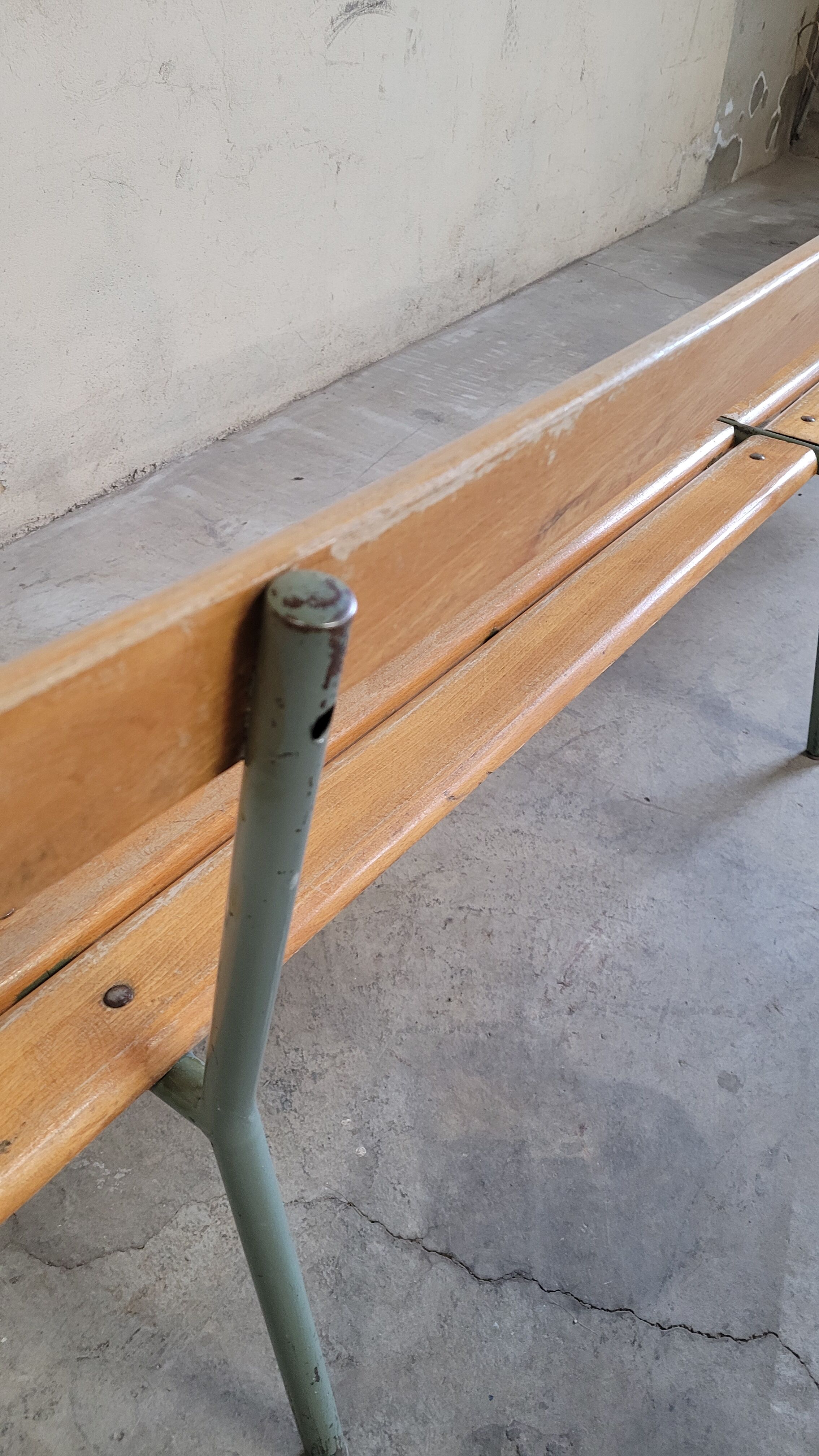 Banc d'école maternelle enfant fabrication 1950
