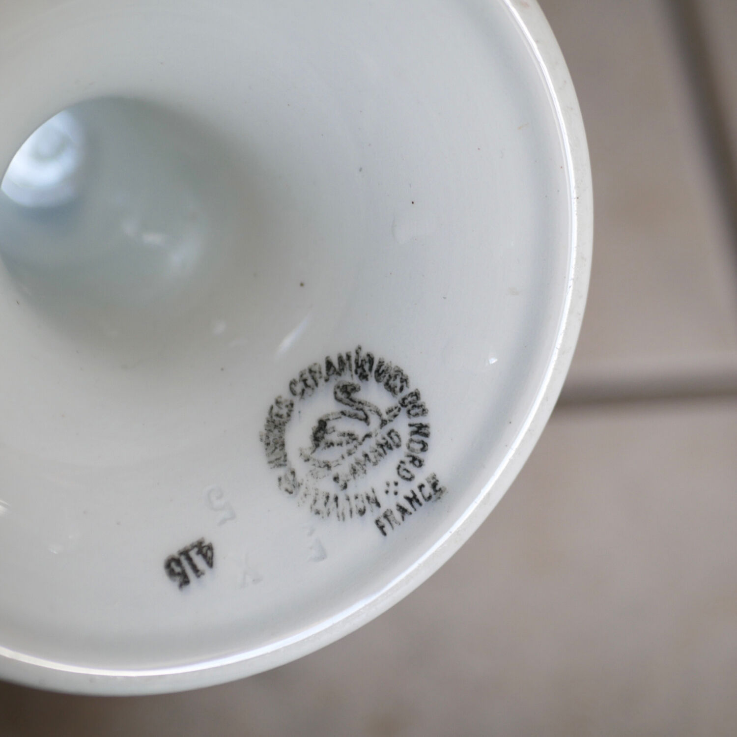 Compotier iron earth saint Amand