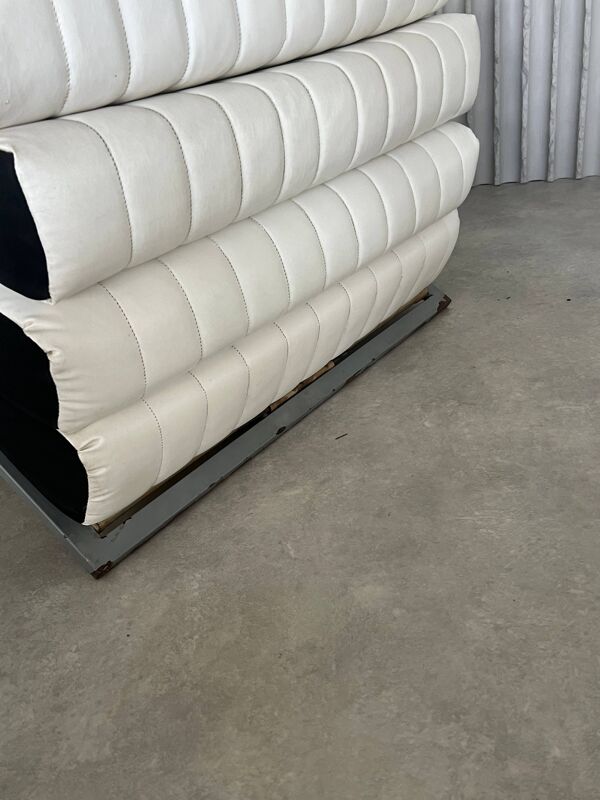 Chaise originale « Libro » du Gruppo DAM pour Busnelli