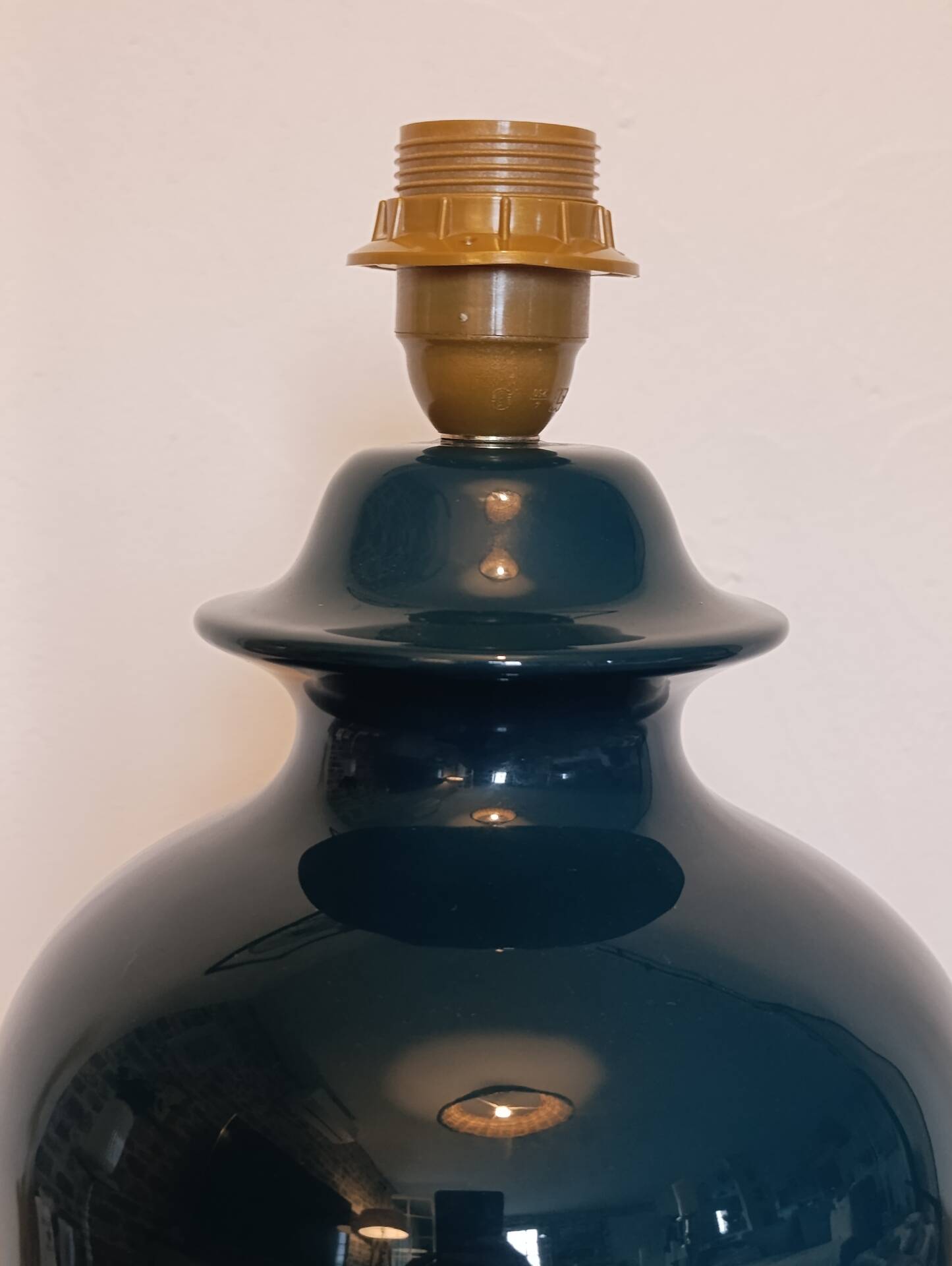 Pied de lampe émaillé
