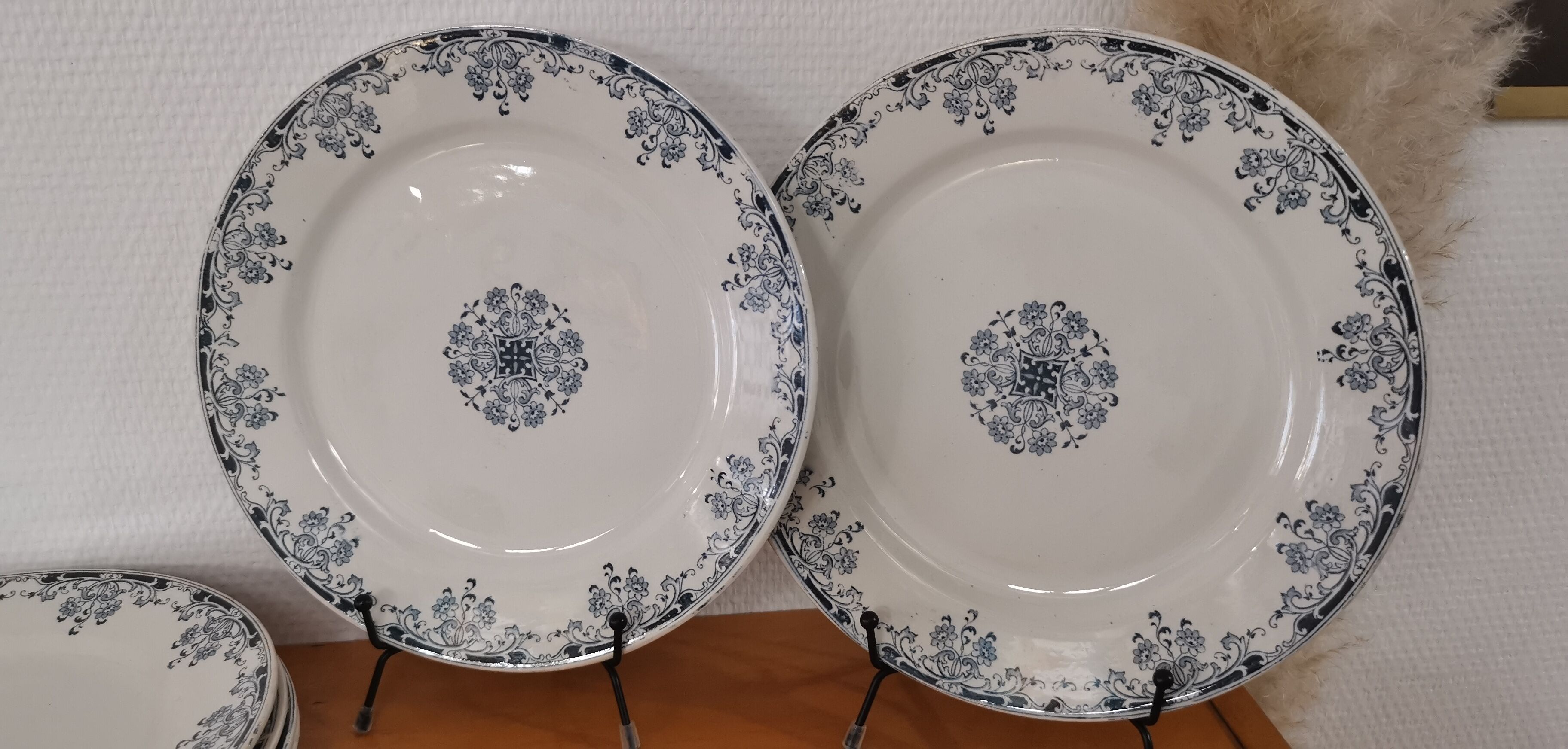 6 Flat plates in blue/green iron earth model "Mignon", H & Cie Sarreguemines