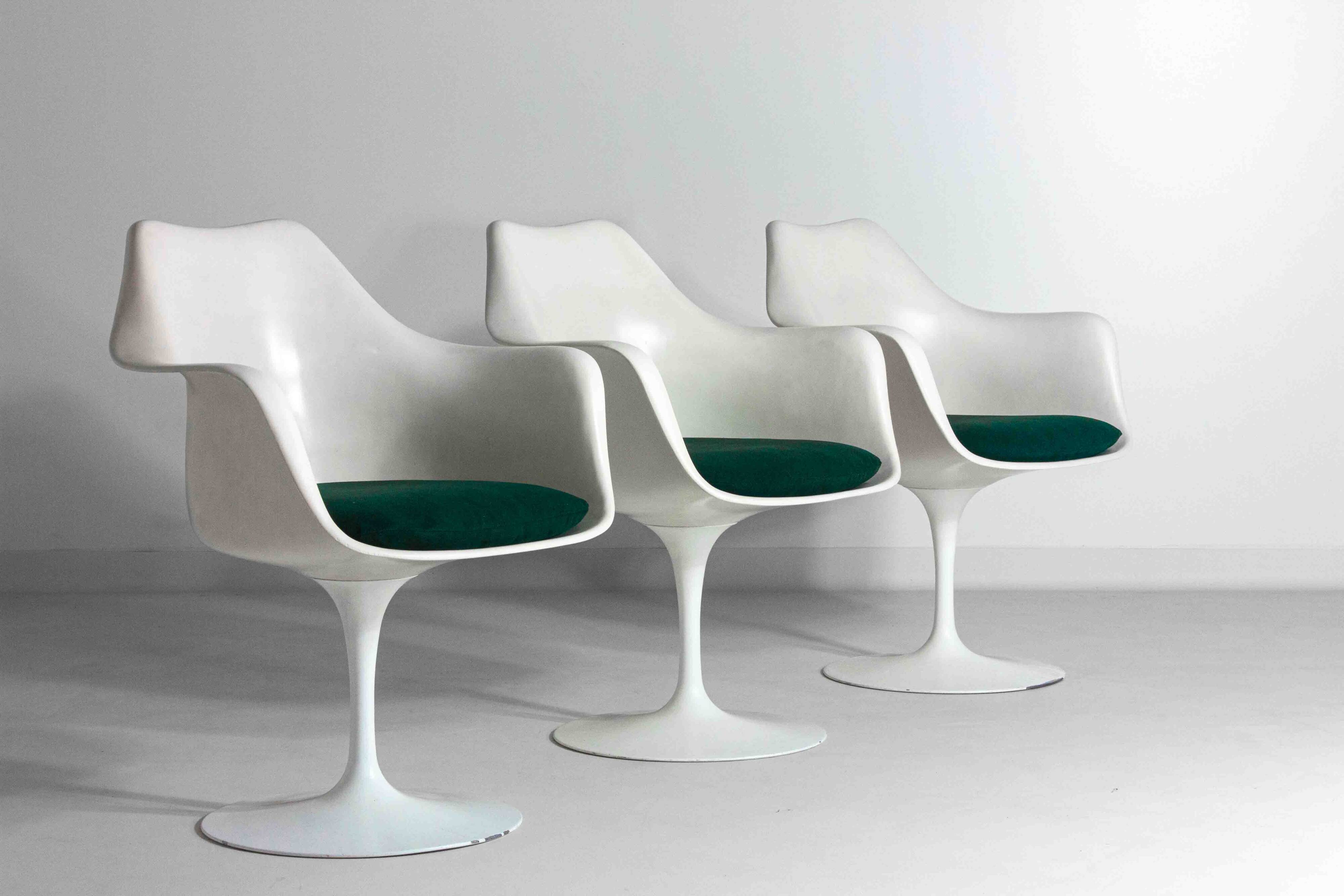 Large set of 8 tulip armchairs by Eero Saarinen for Knoll International, 1970s