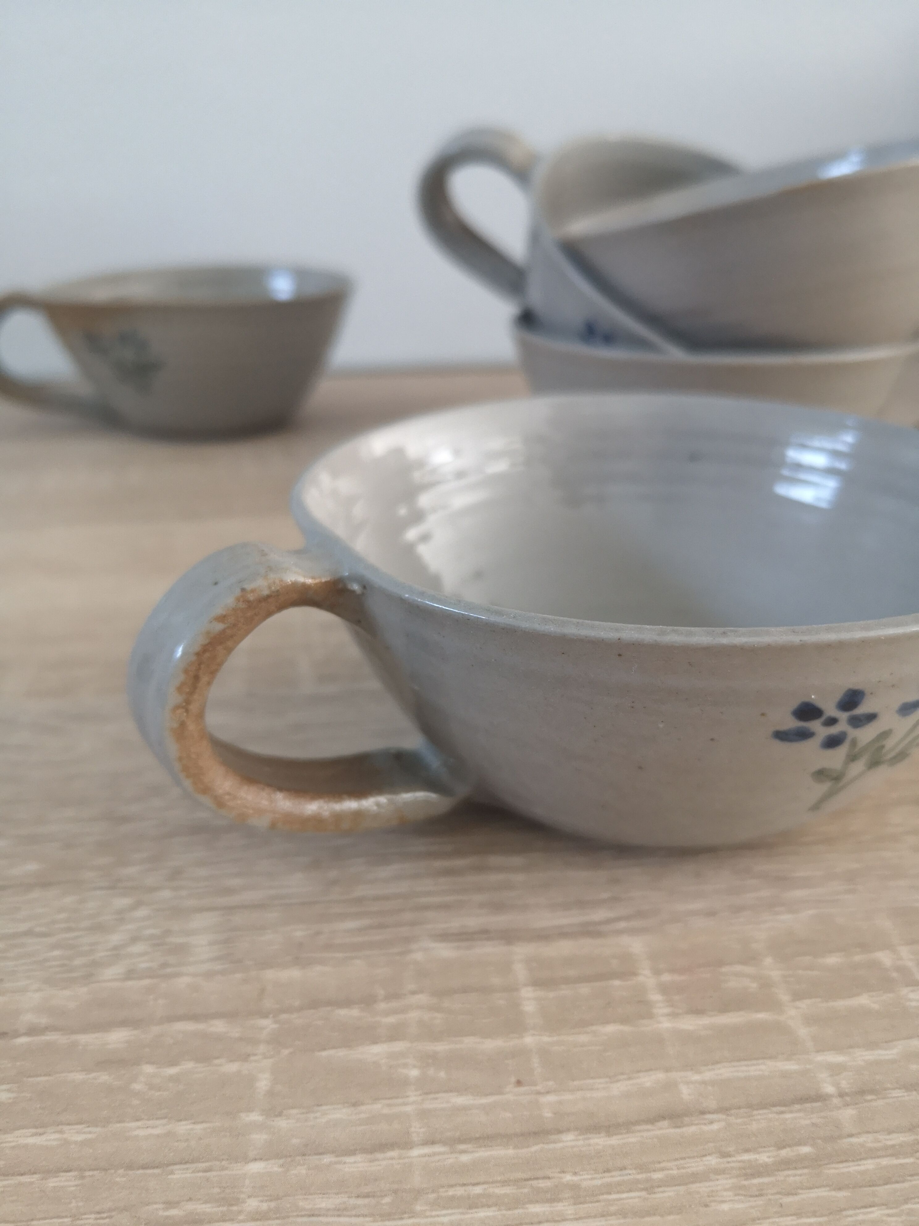 1 lot of 5 Vintage glasses sandstone cups