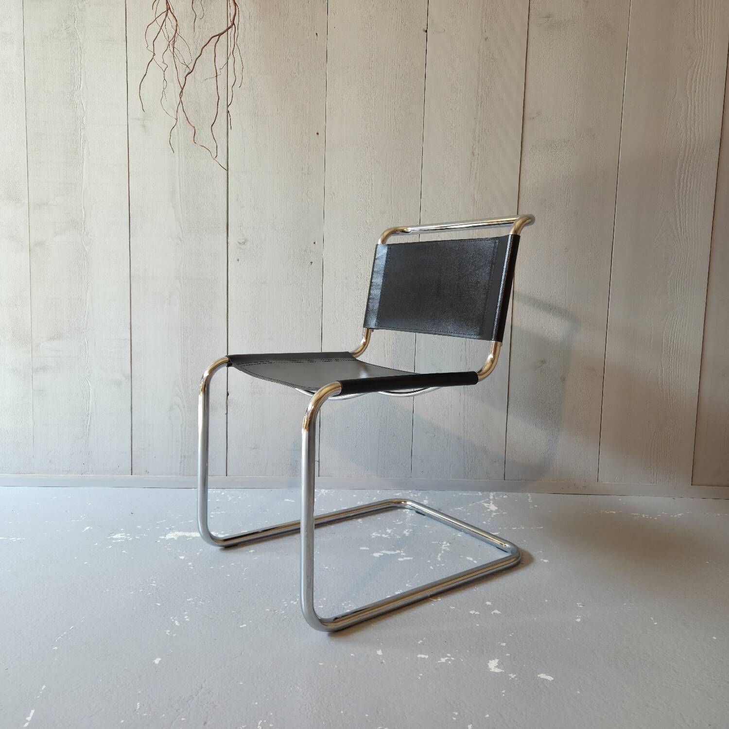 Bauhaus cantilever chairs