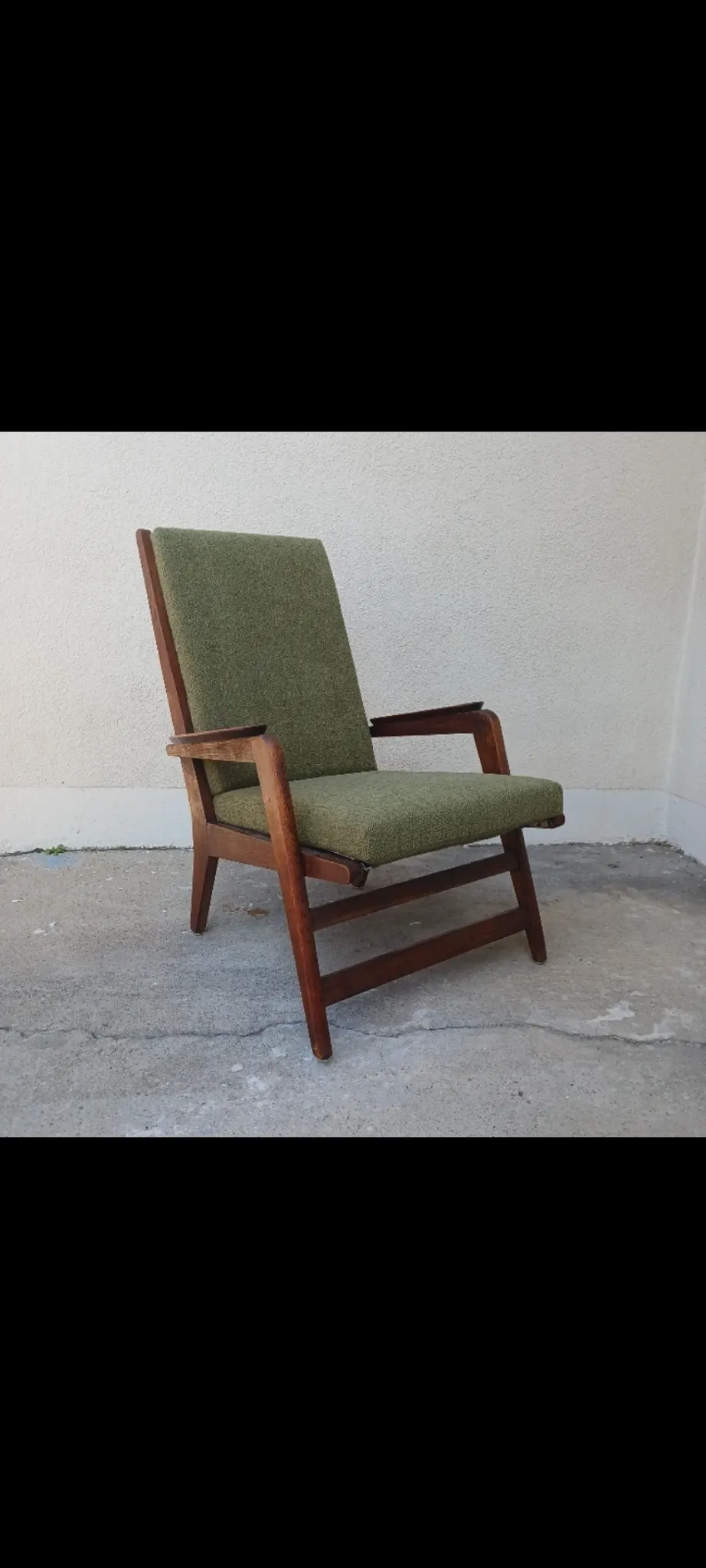 2 oak armchairs