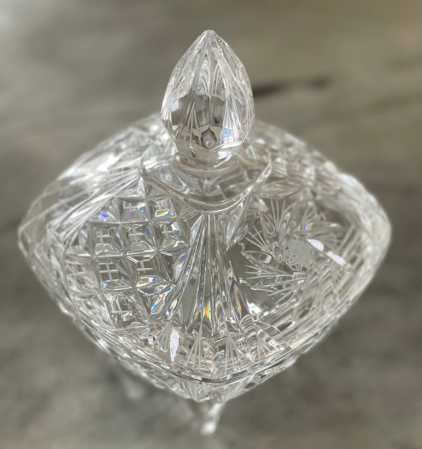 Cut crystal candy box