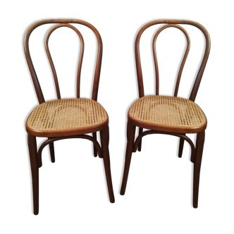 Deux chaises bistrot