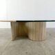 Table basse en travertin et verre années 1970, Italie