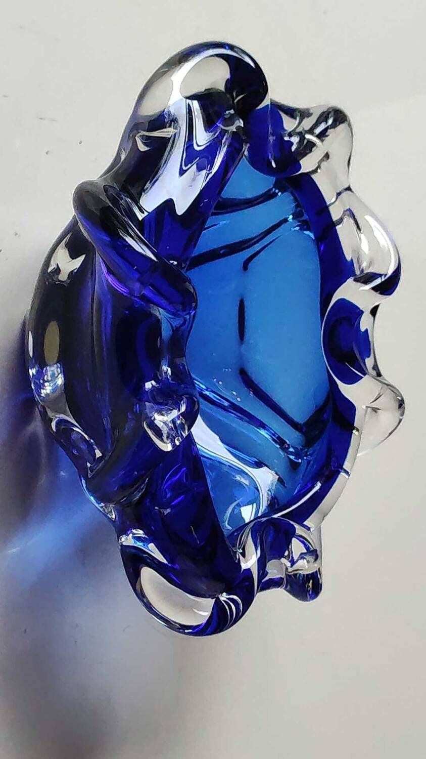 Empty pocket blown art glass from Murano Italy, corolla shape, cobalt blue