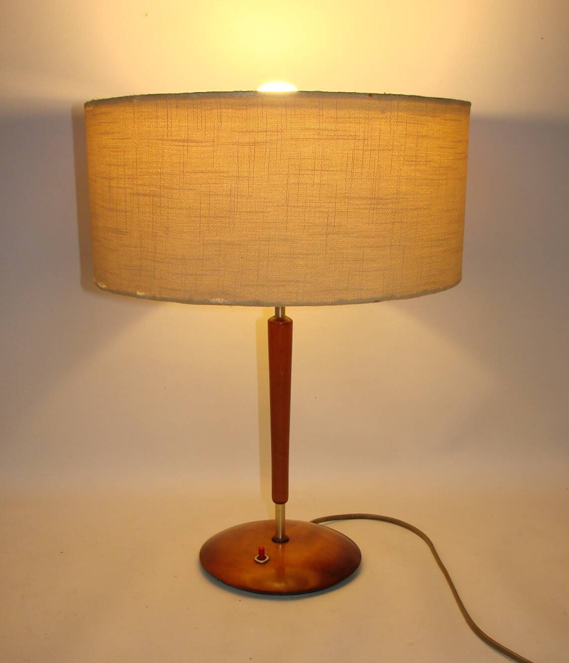 Lampe danoise vintage des années 60 – bois, métal, plastique