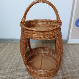 Wicker bottle holder bar