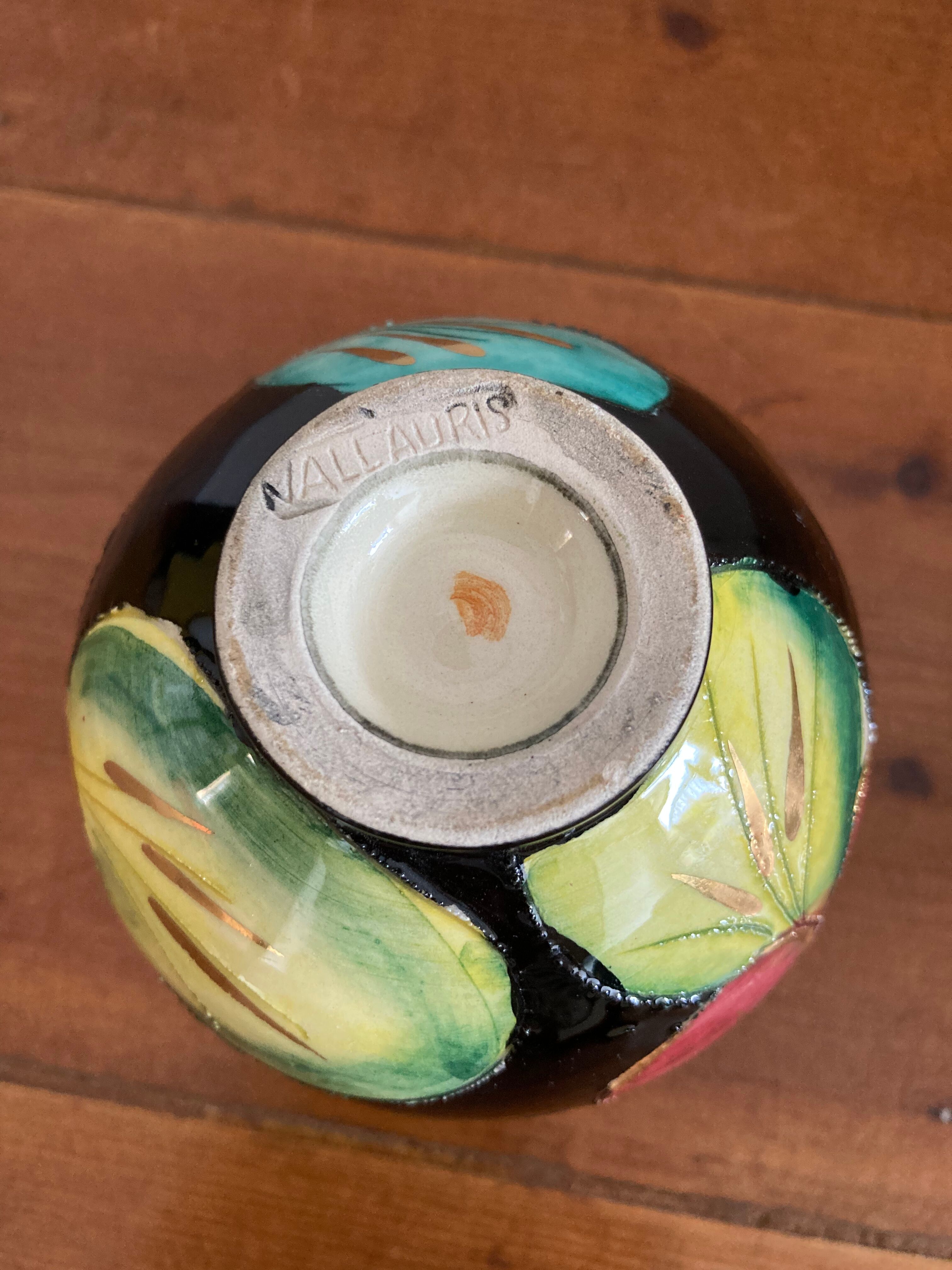 Vase boule Vallauris