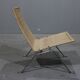 Chaise longue modèle PK22 de Poul Kjærholm réalisée par Fritz Hansen