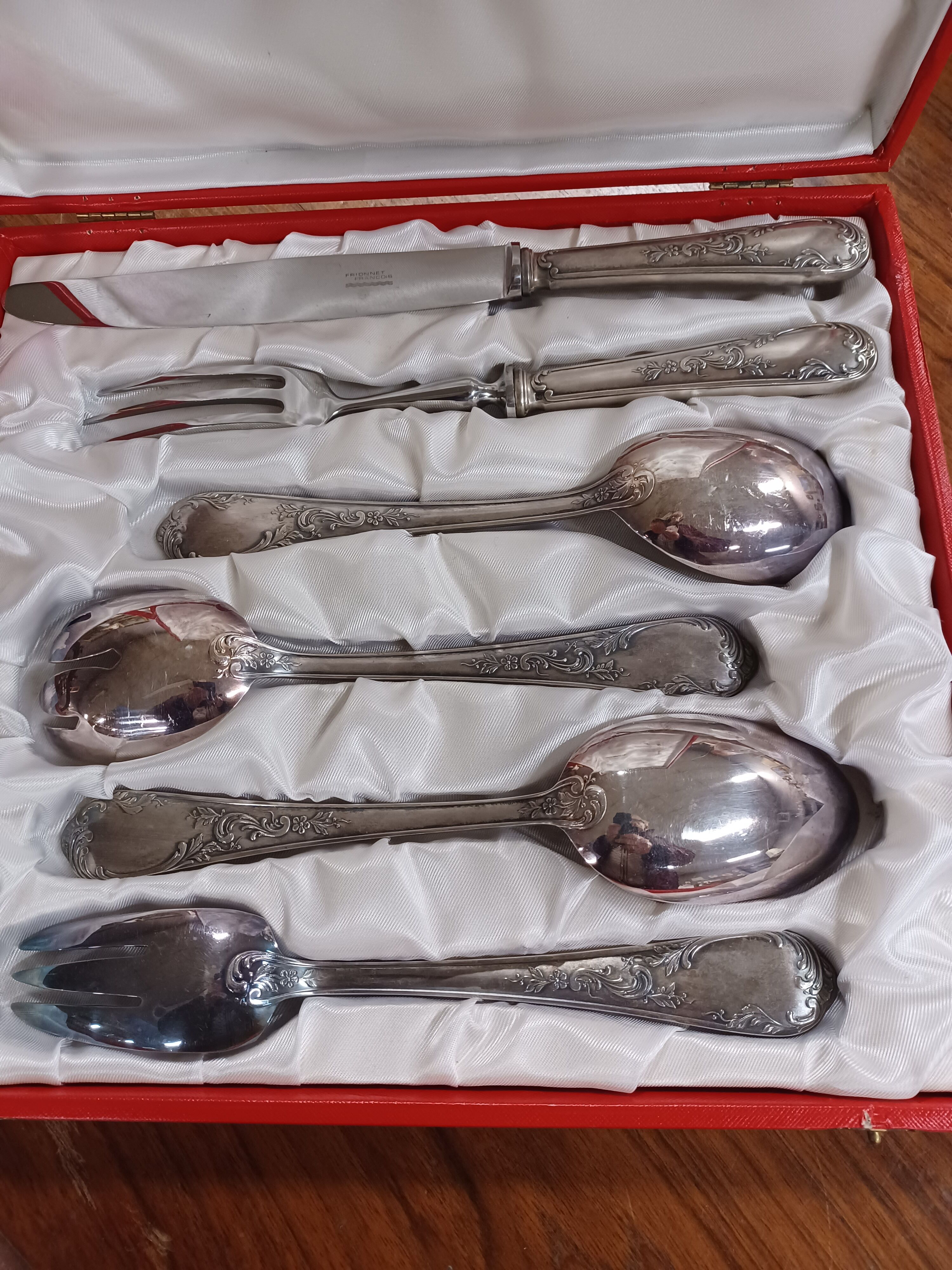 Cutlery box to serve Frionnet François in silver metal