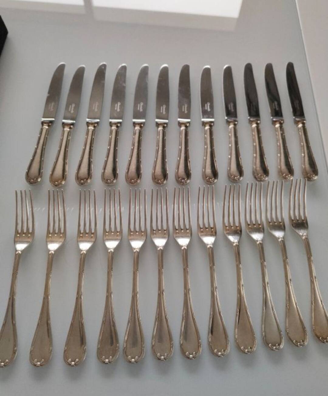Christofle ribbon model 24 dessert cutlery