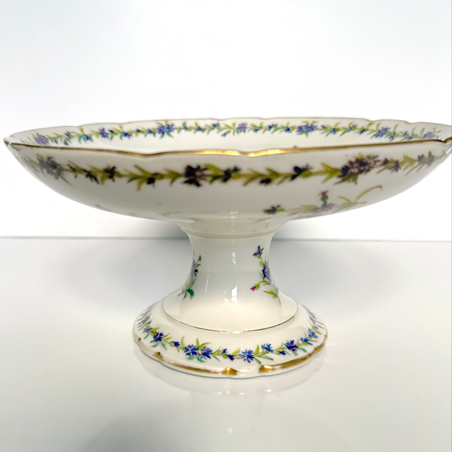 Fruit bowl / fruit dish