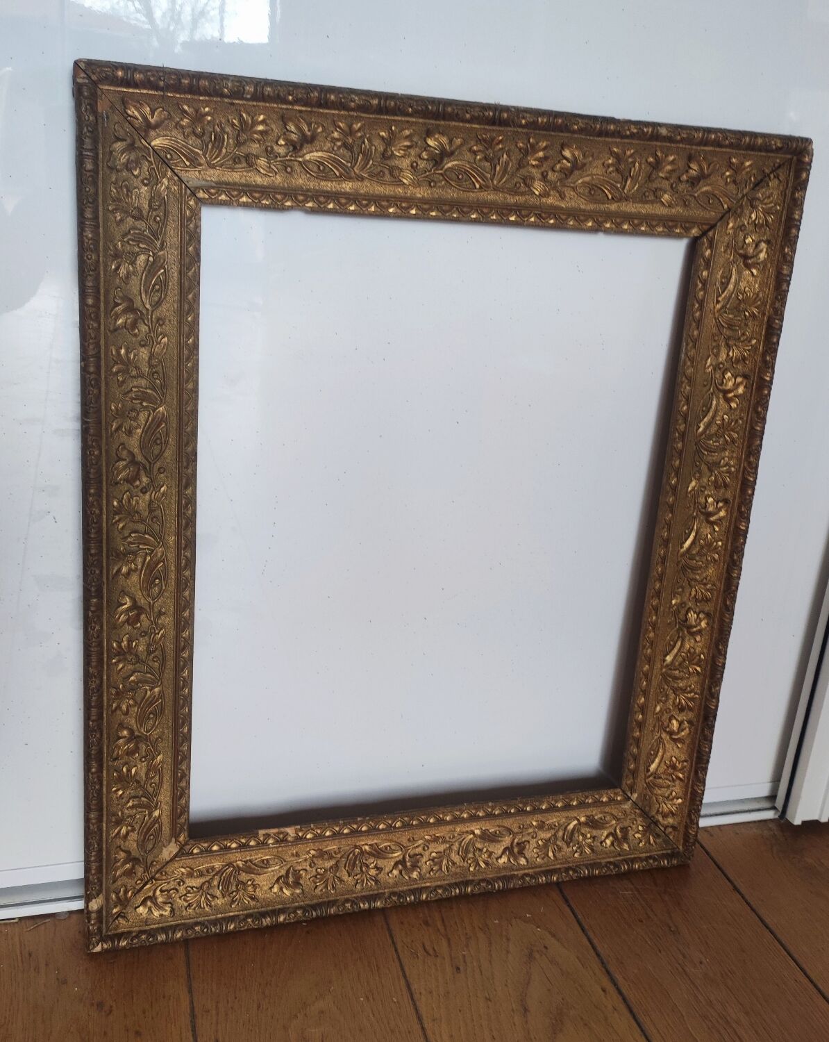 Old frame montparnasse 64x54 cm