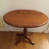 Oval pedestal table
