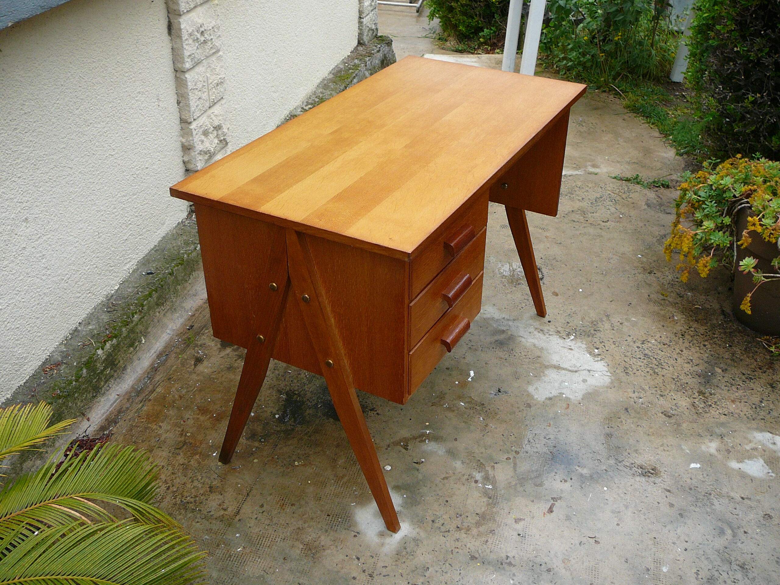 Scandinavian desk 50/60