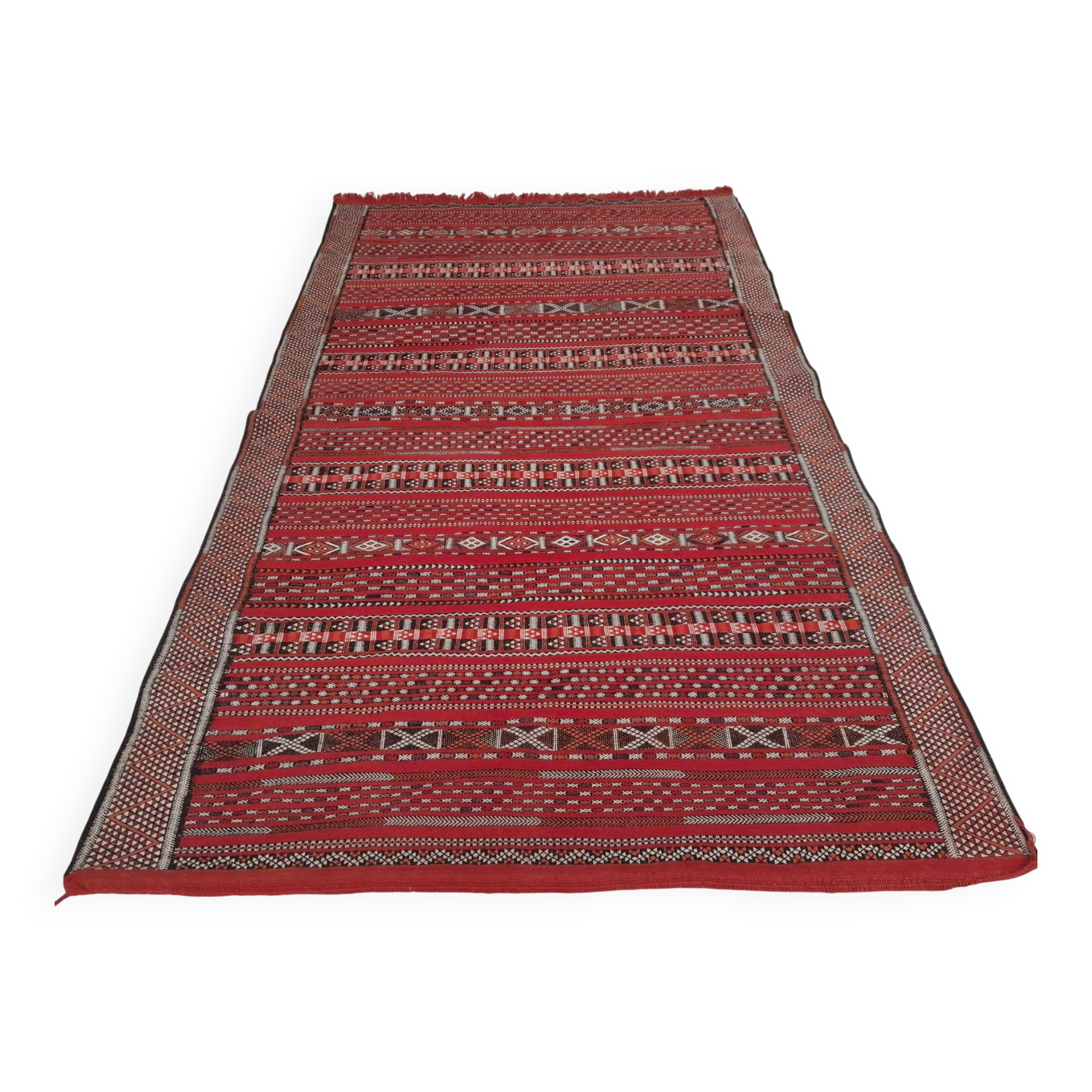 Handmade Berber Zemmour Kilim 244x155cm