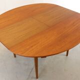 Oval vintage dining table extendable 'Atterton'