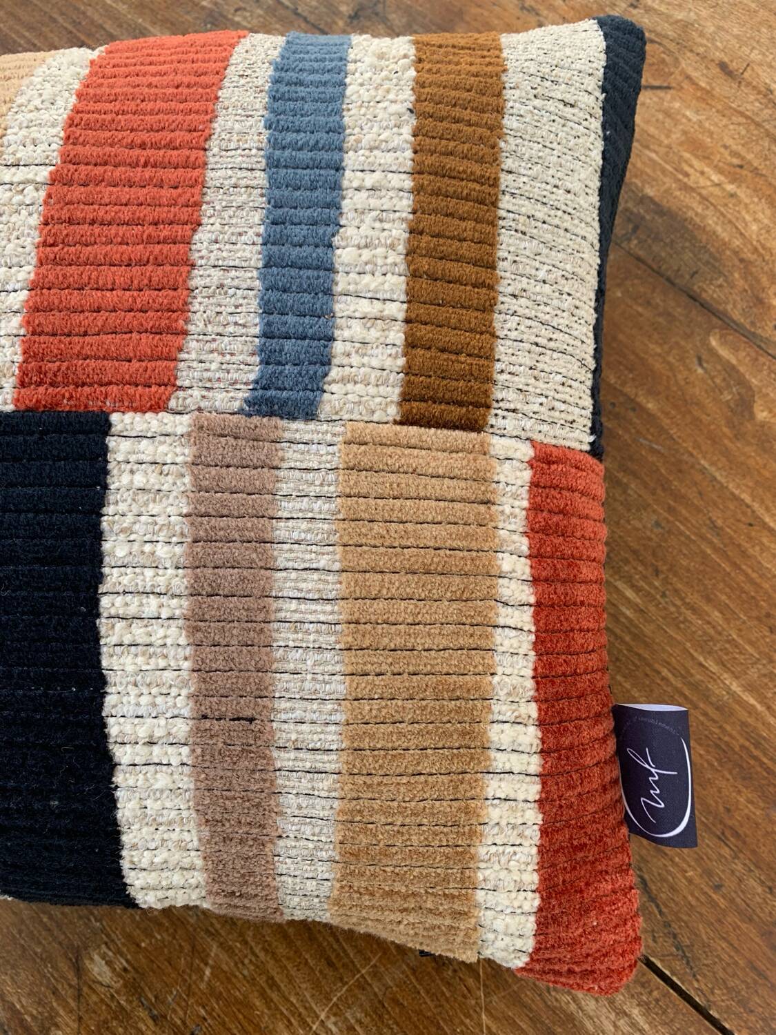 Jacquard cushion 30x50cm