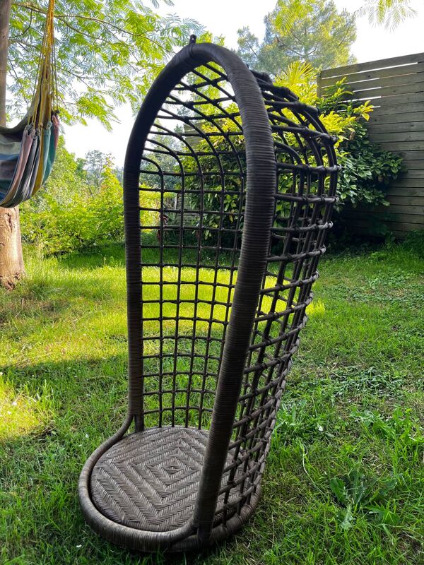Chaise à suspendre