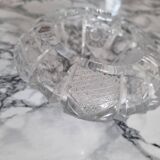 Glass pocket emptier