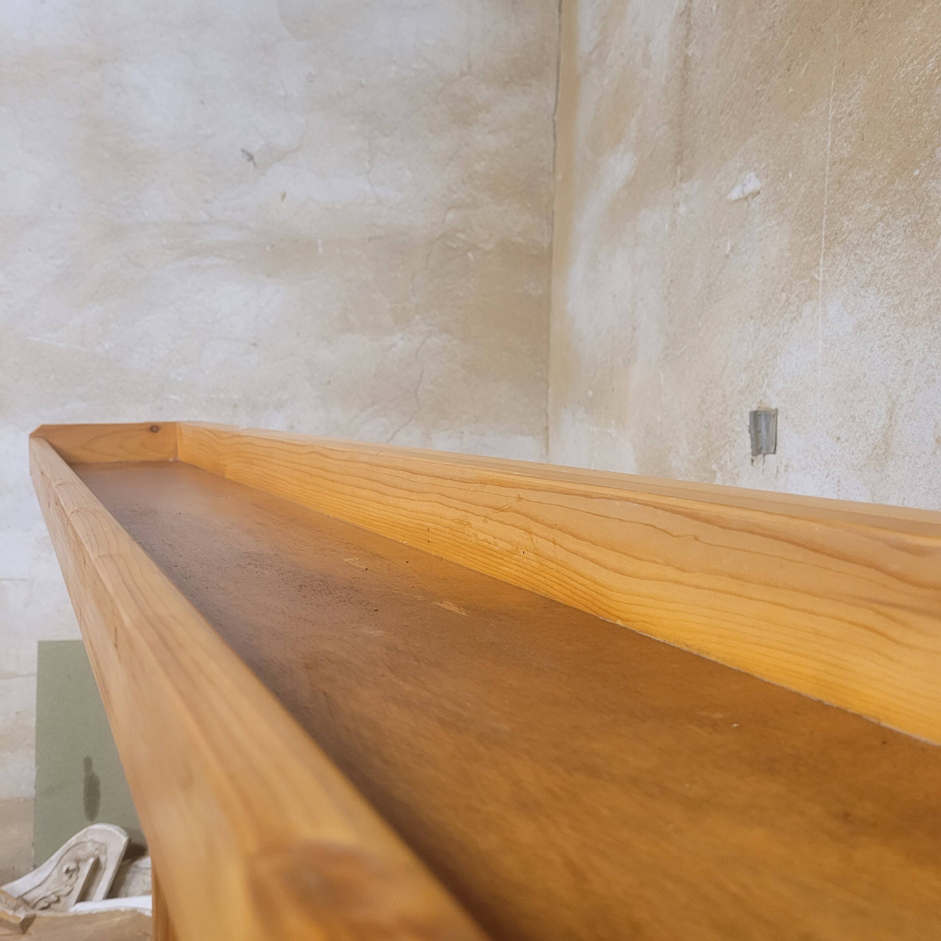 Kindergarten bench locker room