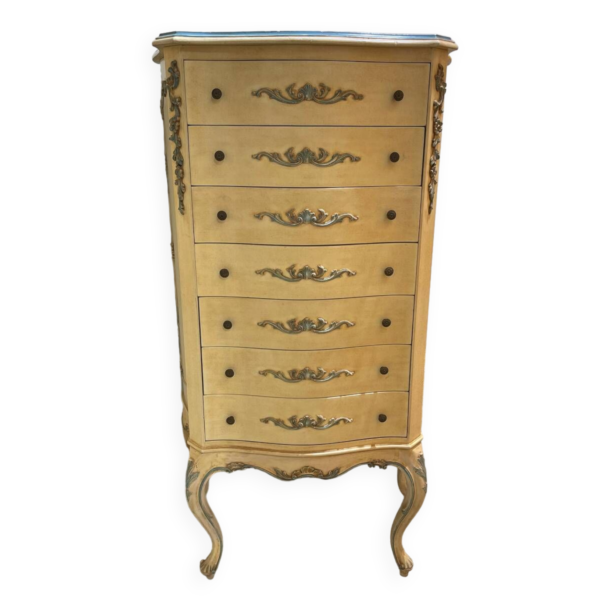 Vintage chest of drawers