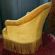 Fauteuil crapaud jaune or
