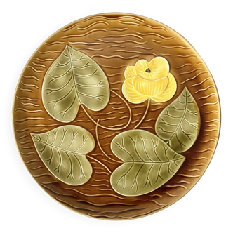 Sarreguemines Water Lily slip dish