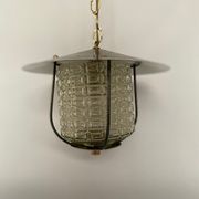 Black metal hanging lamp
