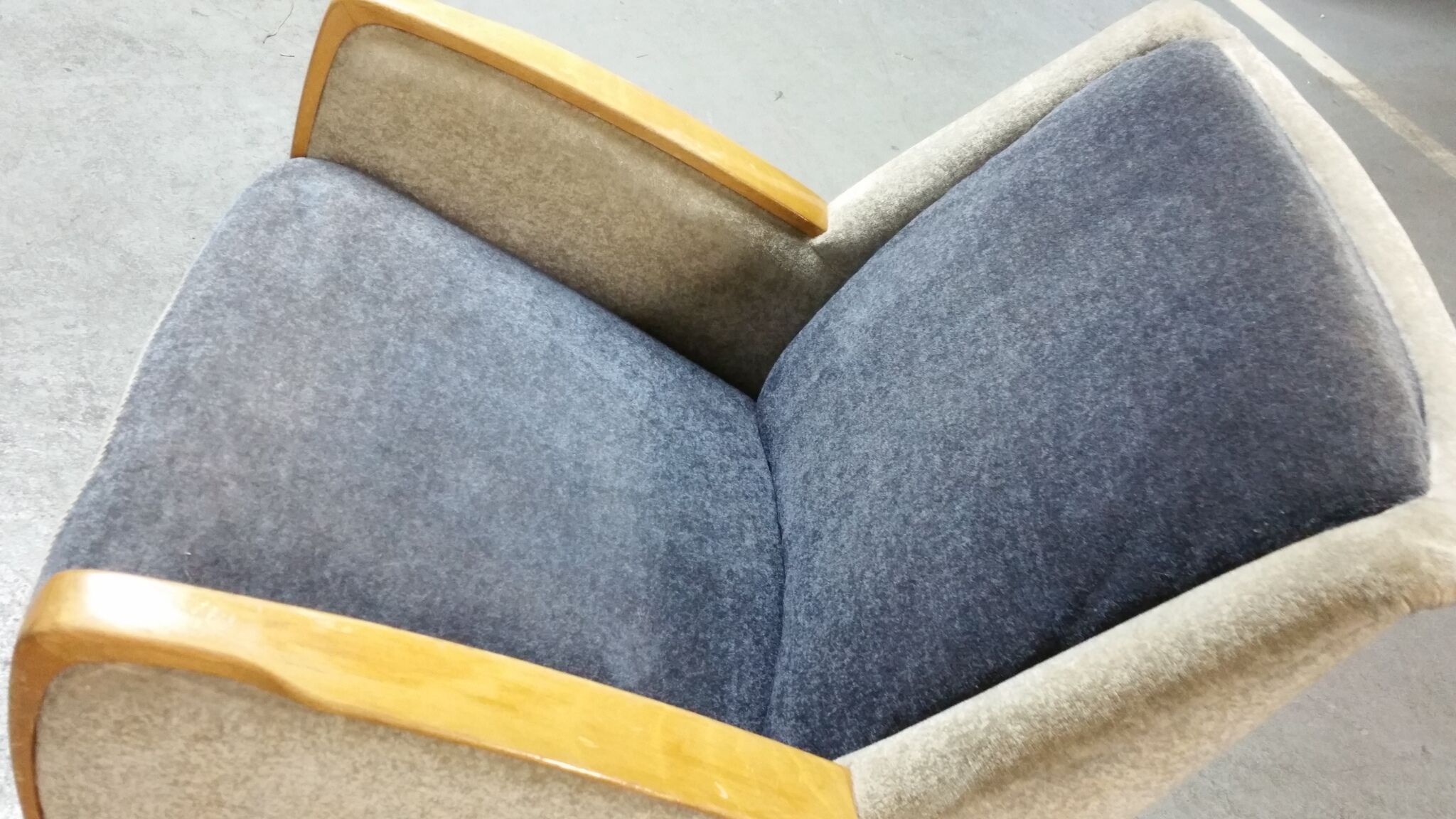 Bi color armchair of the 59/60