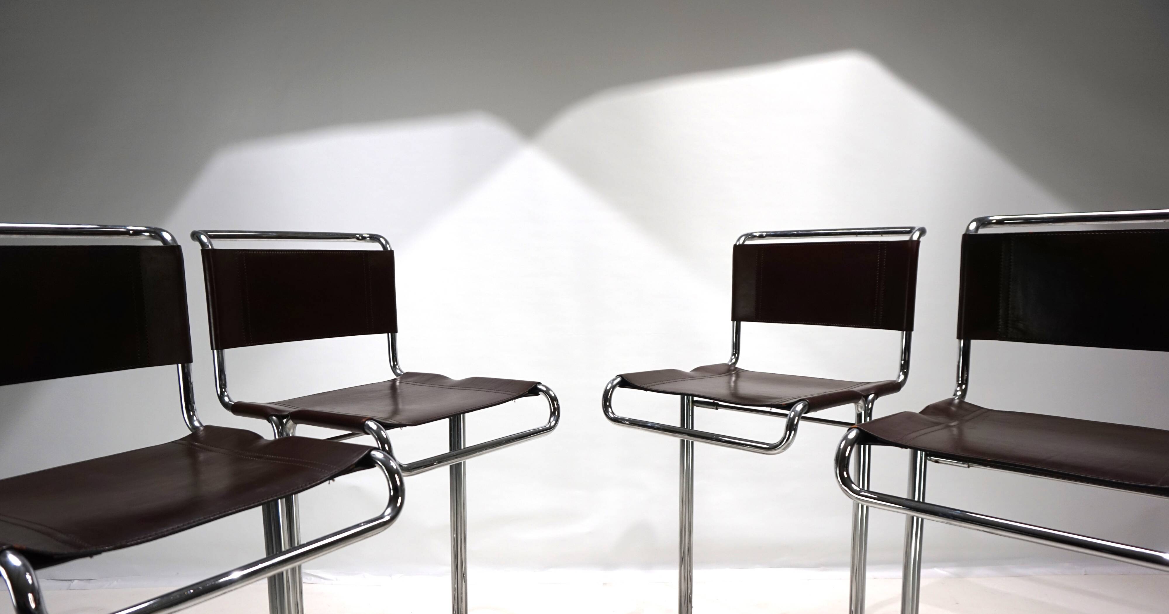 Ensemble de 4 tabourets de bar en acier tubulaire Linea Veam, 1960
