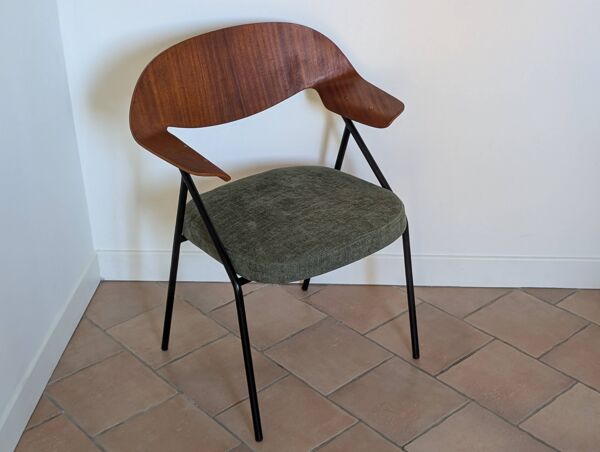 Fauteuil Robin Day pour Airborne