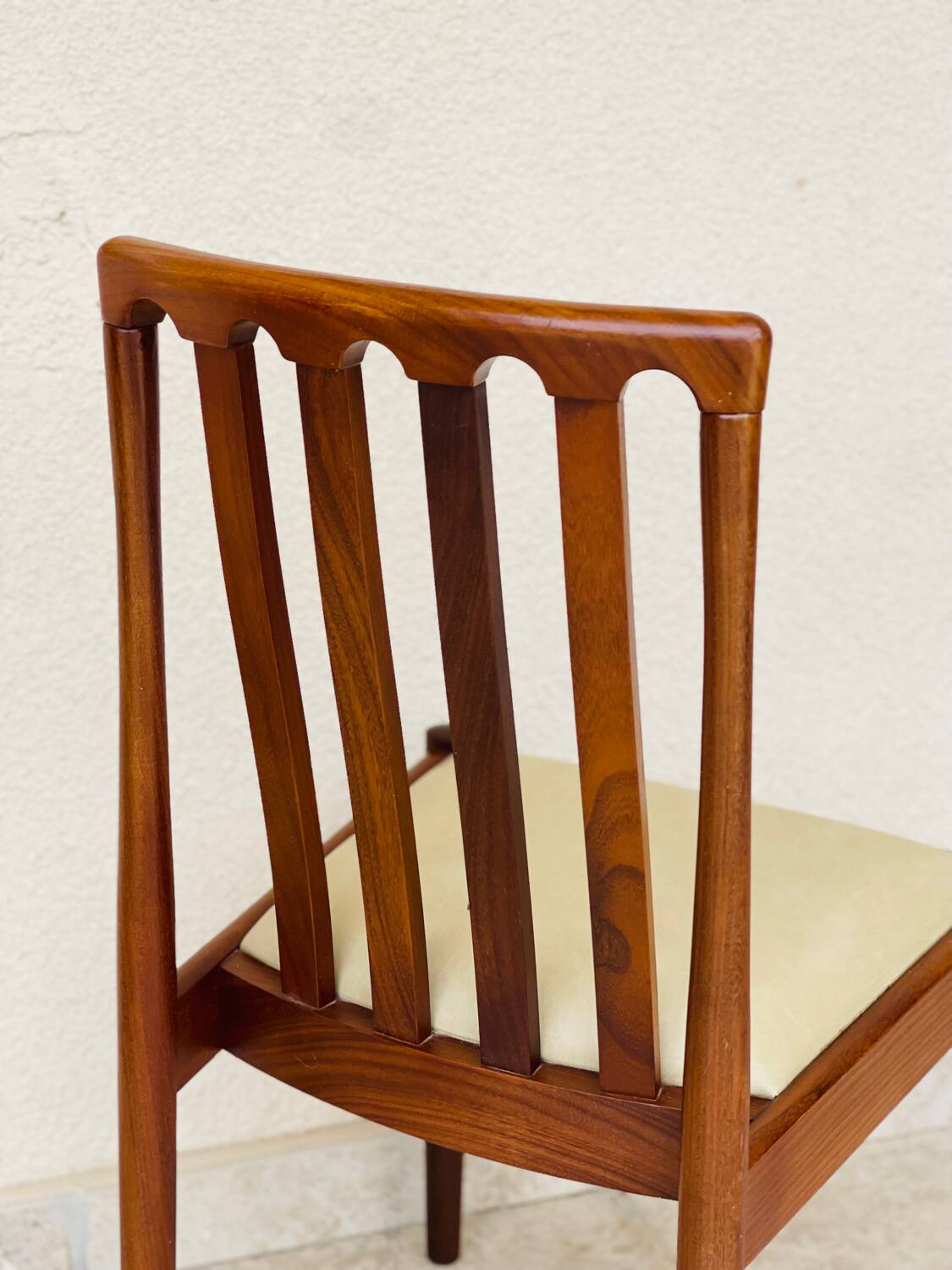 Scandinavian chair in rosewood