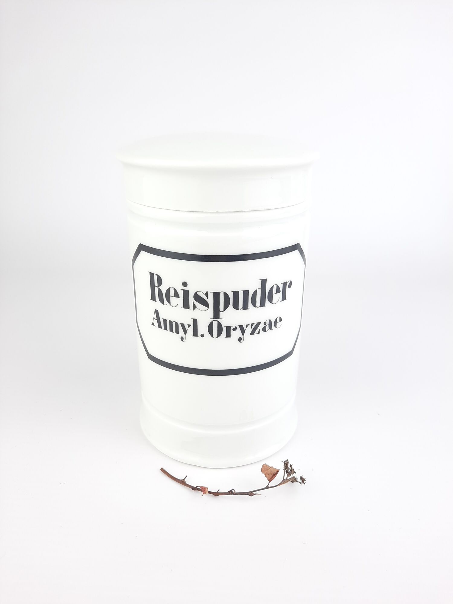 Porcelain apothecary jars