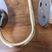 Paire d'appliques dorées et globe moucheté années 50