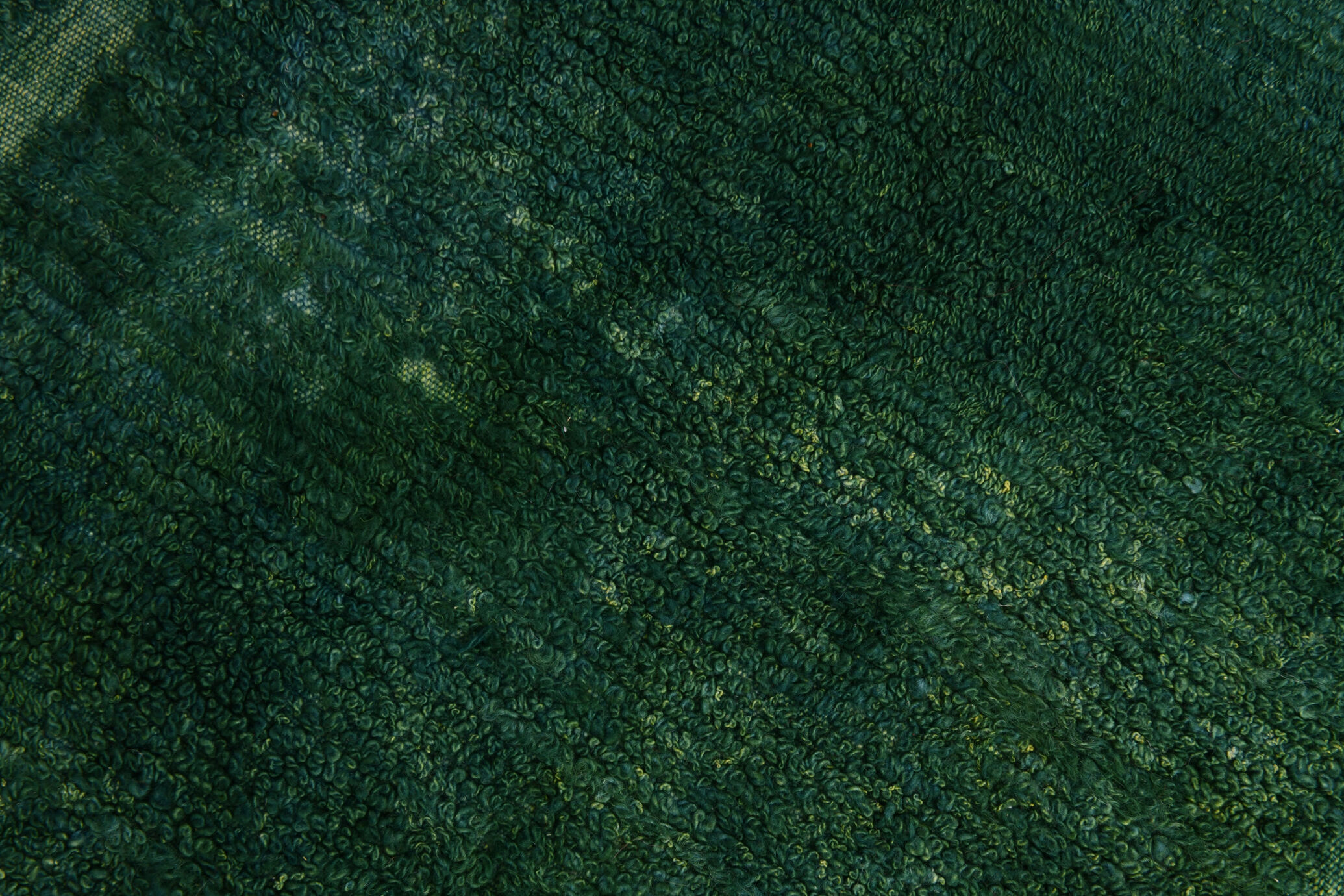 3x3 square green vintage rug 94x105cm