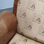 Paire de fauteuils lounge en cuir buffle cognac Arcon Italia