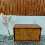 Compass feet sideboard