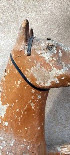 Ancien Cheval À Bascule XIXe Siècle En Bois Et Papier Mâché Peint