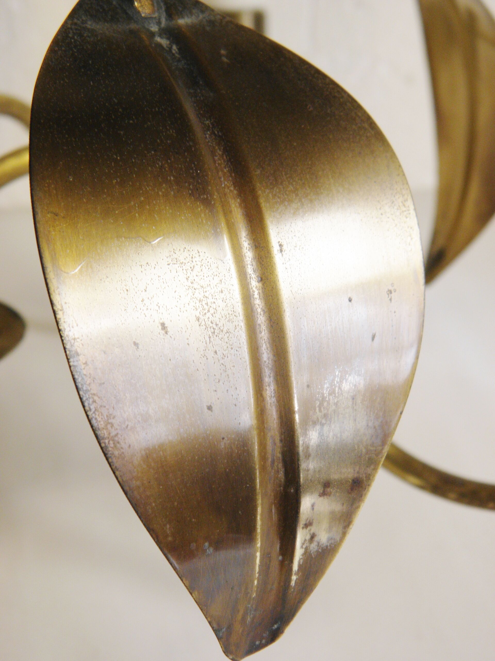 Luster "foliage" brass and gold metal 1970