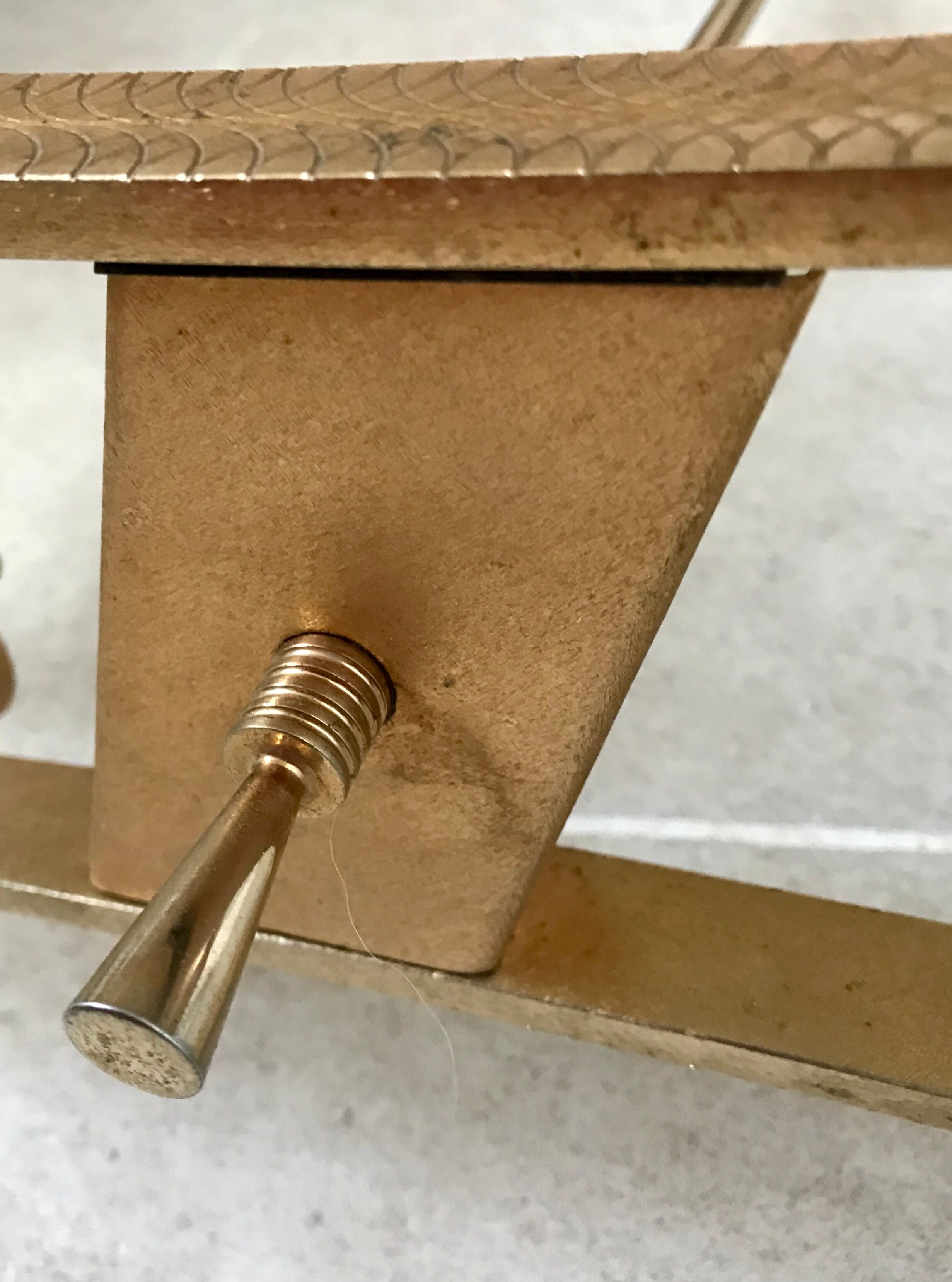 Glass-laiton chandelier circa 1950