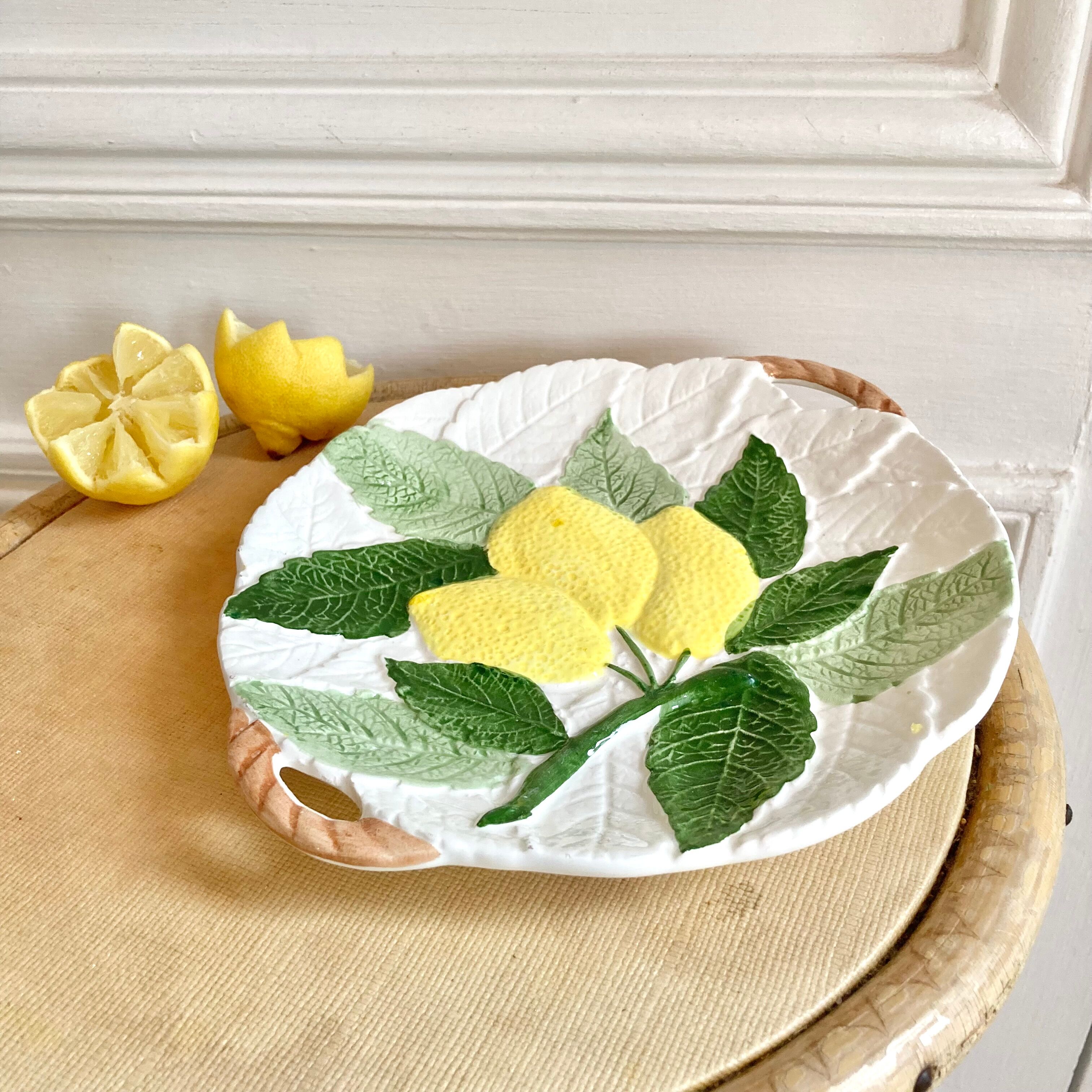 Plat à biscuits barbotine décor citrons