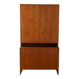 RY 16 Dresser