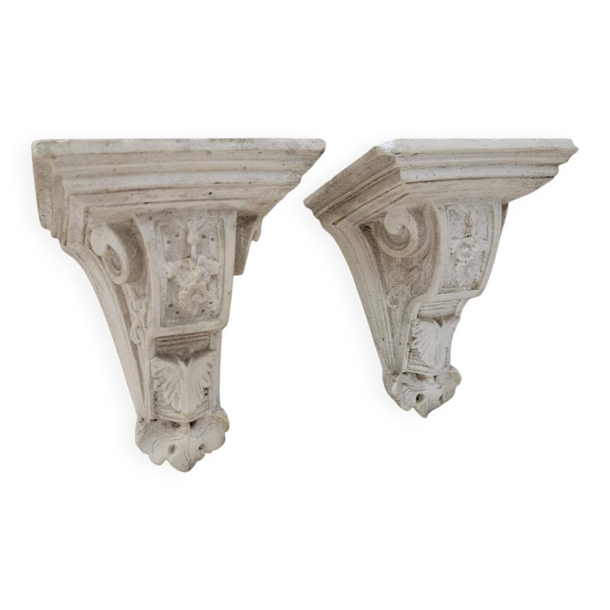 Pair of plaster wall brackets - Shelves